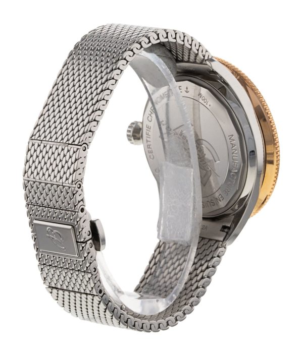 SuperOcean Heritage 57
U10340 - Image 2