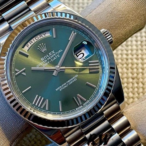 Rolex Day-Date 228239 Olive Green Roman Dial Fluted Bezel 40mm Mens Replica Watch - Image 4