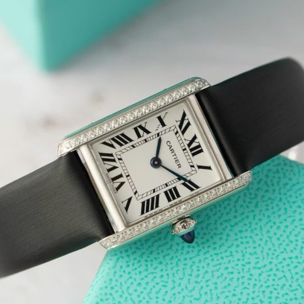 Cartier Tank Must W4TA0031 Ladies Small Model Diamond Bezel Replica 29.5 mm x 22 mm - Image 2
