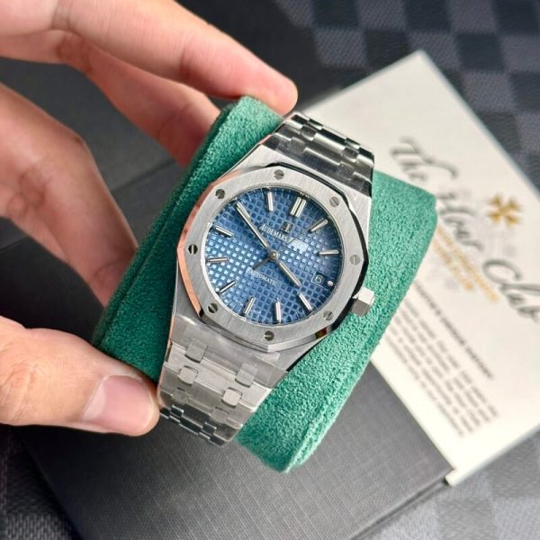 Audemars Piguet Royal Oak 15450ST Blue Dial Steel Bracelet Top Quality Replica APS Factory 37mm - Image 3