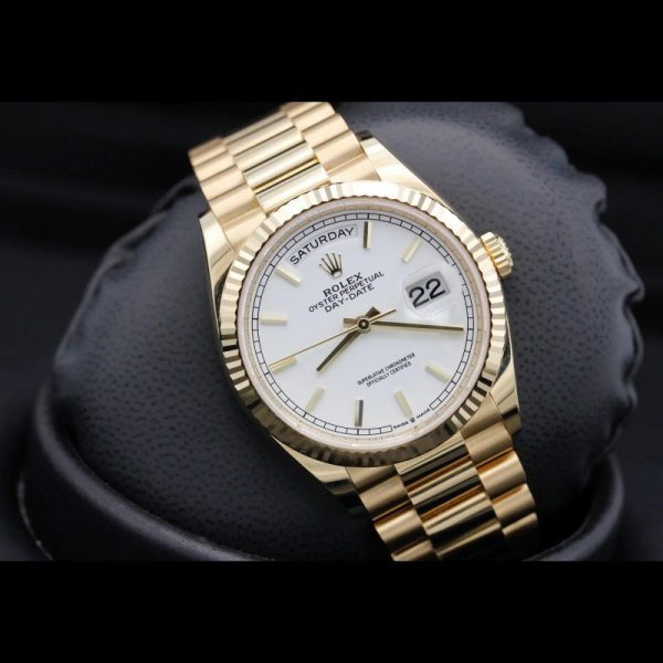 Rolex Day-Date 128238 Fluted Bezel White Index Dial 36MM Unisex Replica Watch - Image 3