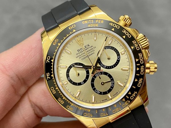 Rolex Daytona 126518LN 0010 40MM - Image 4