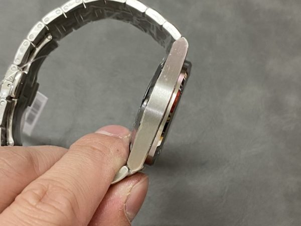IWC Ingenieur Automatic IW328902 White Dial Best Replica V7 Factory 40mm - Image 5