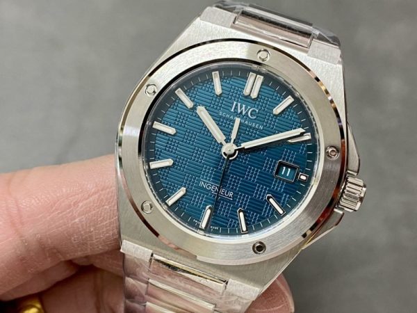 IWC Ingenieur Automatic IW328903 Green Dial 1:1 Best Replica V7 Factory 40mm - Image 3