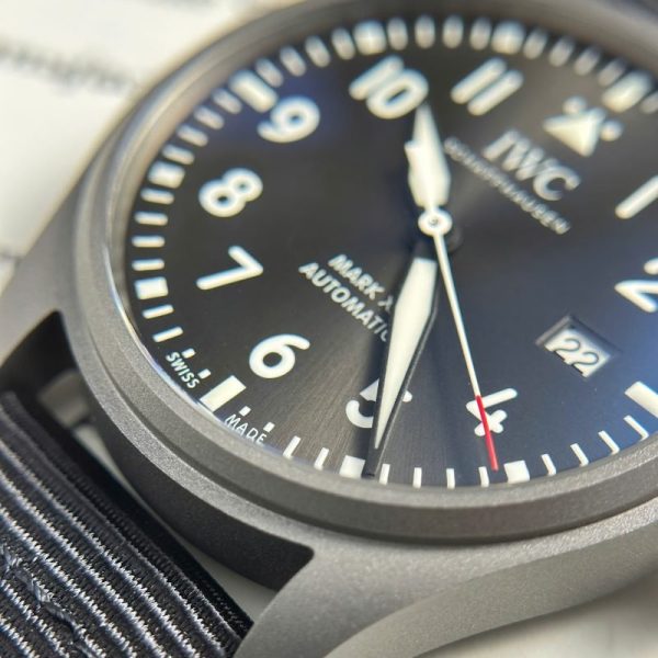 IWC Pilot??s Watch Mark XX Patrouille Suisse IW328209 Titanium Grey Dial Best Replica V7 Factory 41mm - Image 7