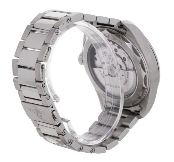Aqua Terra 150m GMT
220.10.43.22.03.001 - Image 2