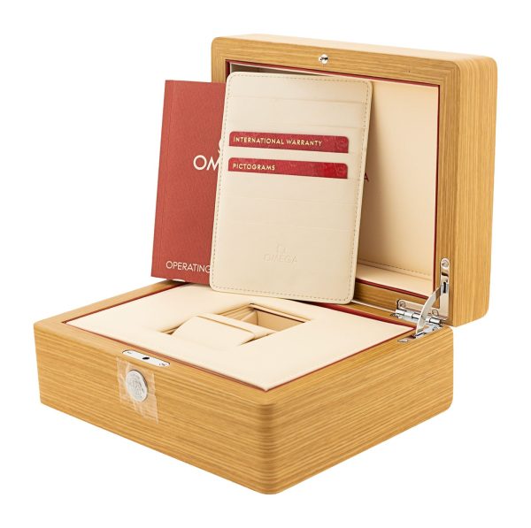 De Ville Co-Axial
424.53.40.21.02.001
Box Papers Year 2022 - Image 3
