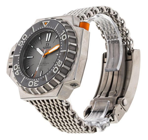 Seamaster Ploprof 1200m
227.90.55.21.99.001