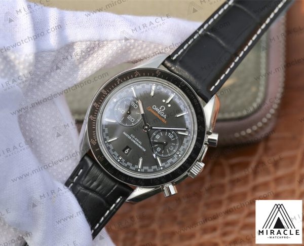 Replica Watch-Omega-Speedmaster-ref.329.33.44.51.01.001-Elite Clone-44mm - Image 9