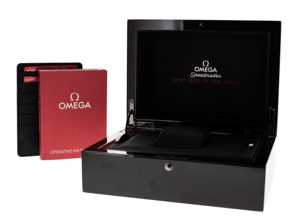 Speedmaster Dark Side Of The Moon - Image 3