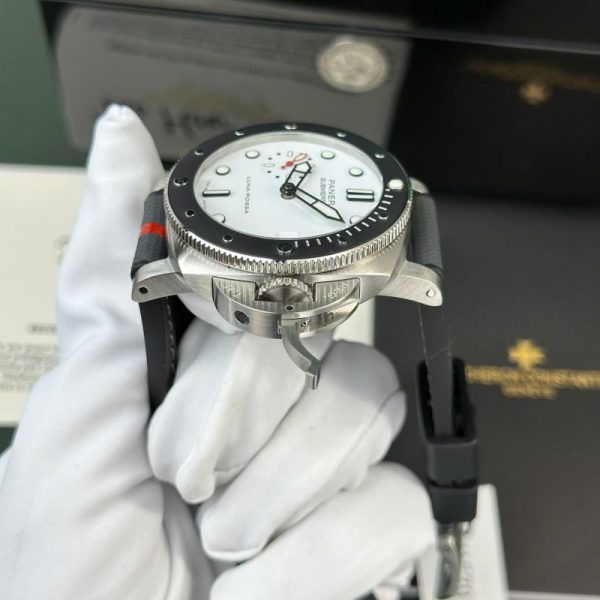 Panerai Submersible Luna Rossa PAM01579 White Dial Leather Strap Best Replica VSF 42mm - Image 5