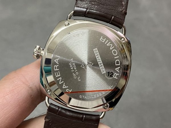 Panerai Radiomir Quaranta PAM 1292 White Dial Leather Strap 1:1 Best Replica VSF 40mm - Image 7