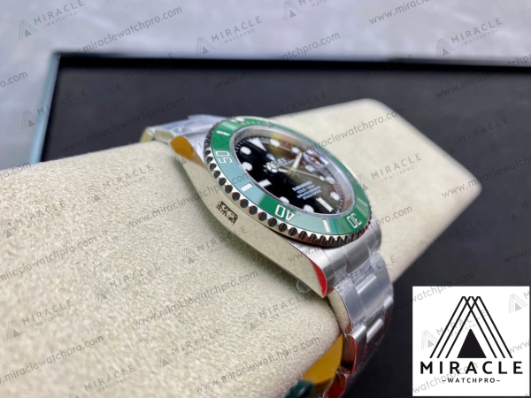 ROLEX-SUBMARINER-ref.M126610LV-0002-Elite Clone-41mm-Replica Watch - Image 12