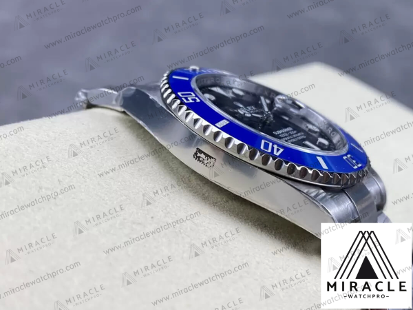 ROLEX-SUBMARINER-ref.M126619LB-0003-Elite Clone-41mm-Replica Watch - Image 11