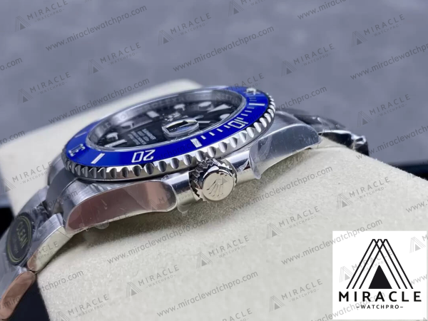 ROLEX-SUBMARINER-ref.M126619LB-0003-Elite Clone-41mm-Replica Watch - Image 12