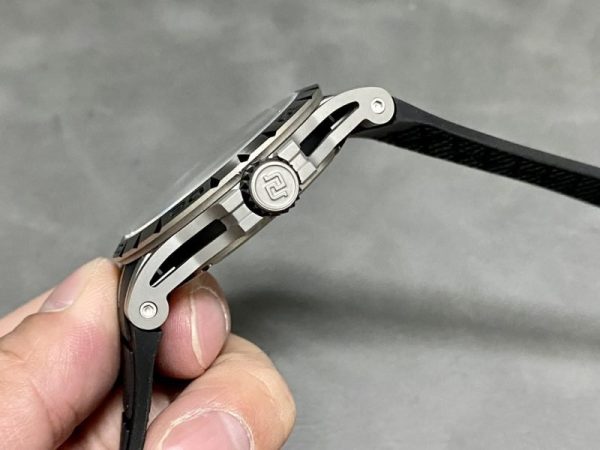 Roger Dubuis Excalibur Spider Tourbillon Volant Squelette RDDBEX0479 Best Replica 45mm - Image 6