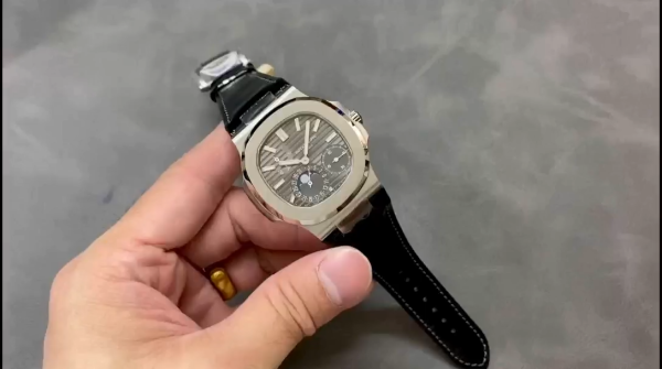 Replica Patek Philippe Nautilus 5712G 001 40mm Mens Watch - Image 2