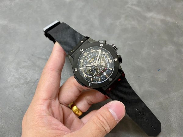 Hublot Classic Fusion 525.CM.0170.RX 45MM Replica Watch(gold) - Image 7