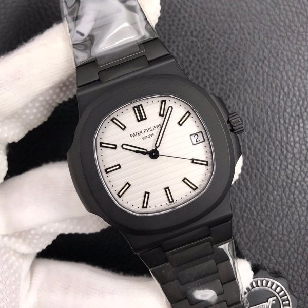 Replica Patek Philippe Nautilus 5711 40MM Mens Watch - Image 4
