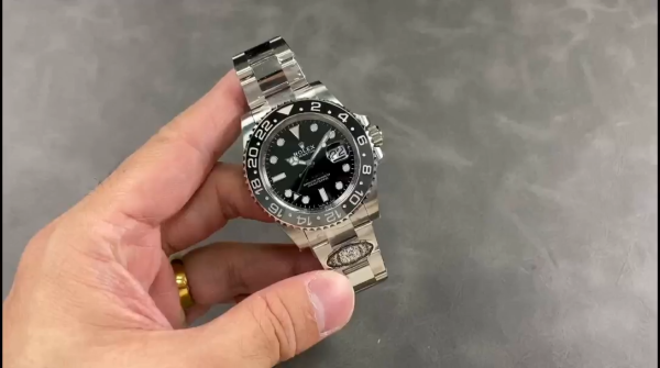 Rolex GMT Master II Oystersteel M126710GRNR 0004 Automatic 40mm - Image 2