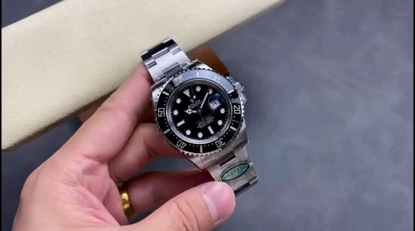 Rolex Sea-Dweller 126600 Stainless Steel Black Dial 43MM Mens Replica Watch - Image 2
