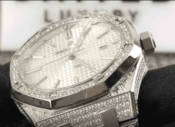 Audemars Piguet Iced Out Replica - Image 4