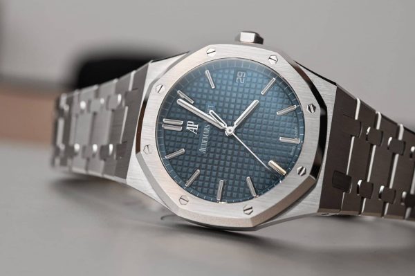 AP Royal Oak 15500 Replica - Image 4