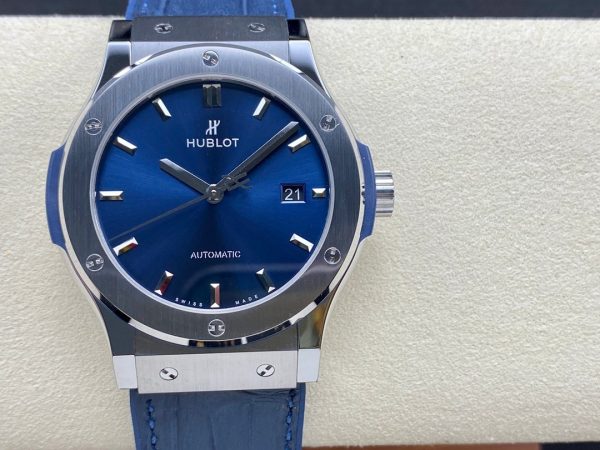 542.NX.7170.LR Hublot Classic Fusion Automatic Blue(38mm) - Image 3