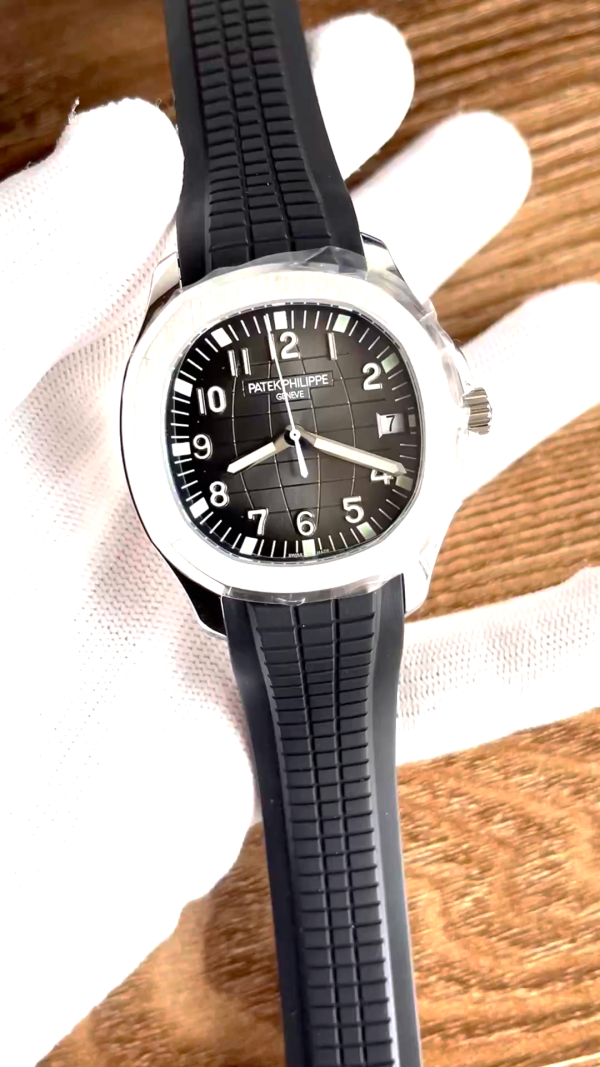 Replica Patek Philippe Aquanaut 5167A 001 40mm Mens Watch - Image 2