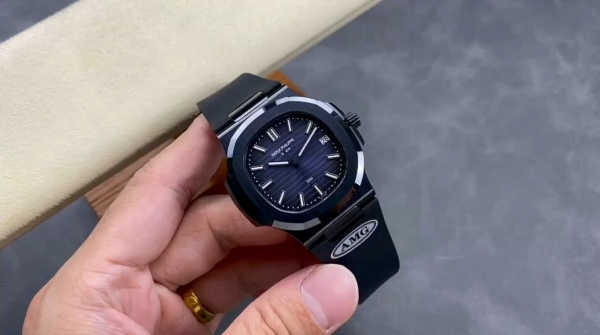 Patek Philippe Nautilus Titanium Case Blue Dial 5711 40MM Watch - Image 2
