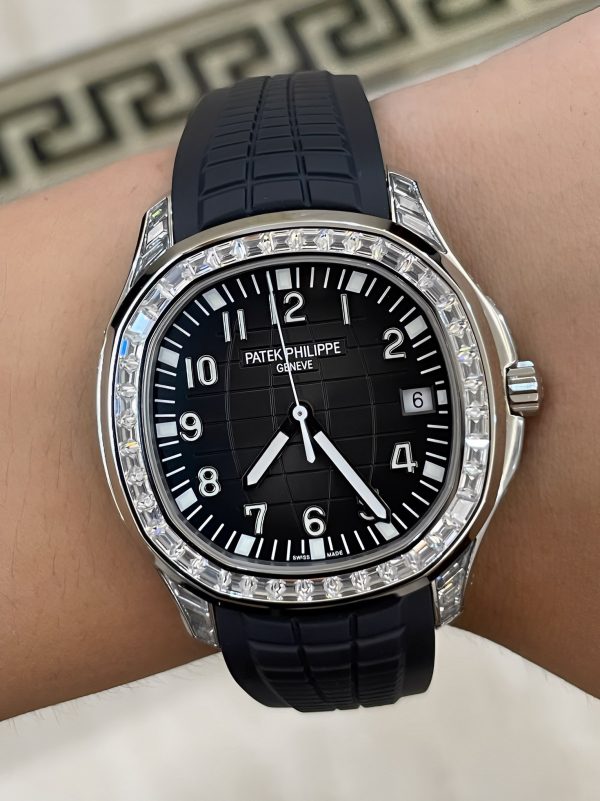 Patek Philippe Aquanaut 5167 300G 010 Black & Green & Brown 40mm(black) - Image 2