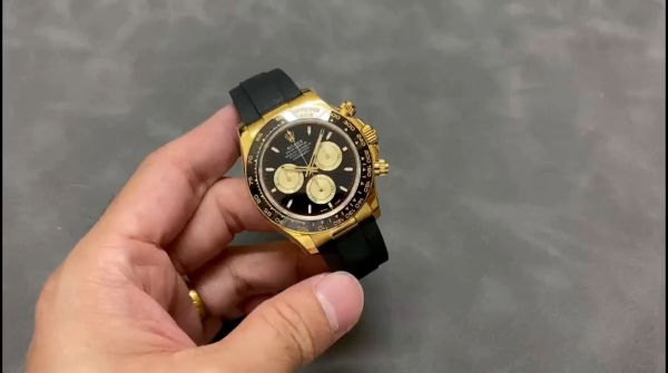 Rolex Daytona 126518LN 0004 40MM - Image 2