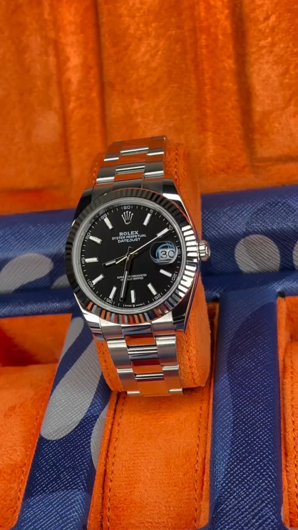 Rolex Datejust 126334 Fluted Bezel Black Dial 41MM Mens Replica Watch - Image 2