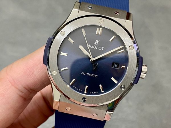 Hublot Classic Fusion 301.PB.131.RX 42mm Mens(silver) - Image 9