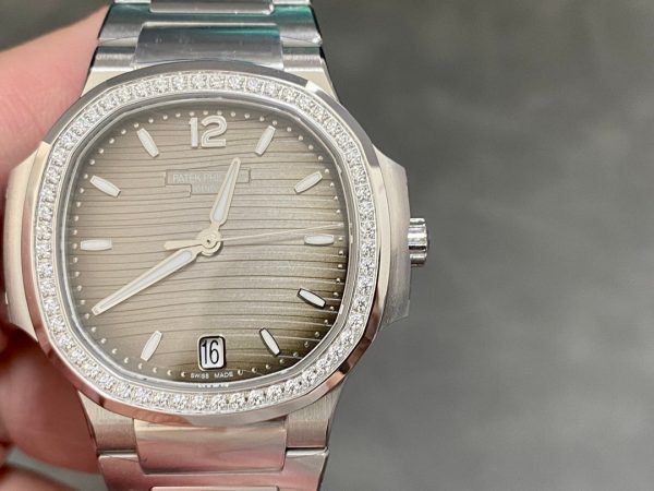 Replica Patek Philippe Nautilus 7118 1200A 011 Stainless Steel 40mm Mens Watch - Image 3