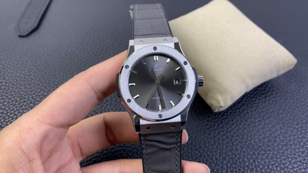 Hublot Classic Fusion 511.NX.7071.LR 45MM Grey Dial Mens(45mm) - Image 2